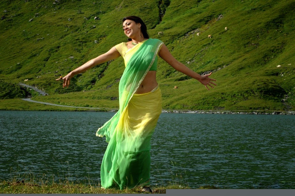 Kajal Agarwal Hot Green Saree Pictures | Kajal Agarwal Navel Exposed ...